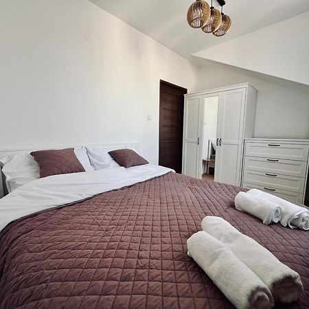 Apartament Wisteria Przemyśl Exteriör bild